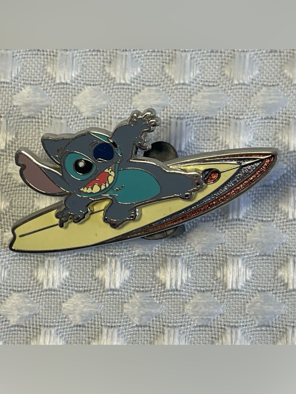 Lilo & Stitch Surfboard Enamel Pin - Teal & Yellow